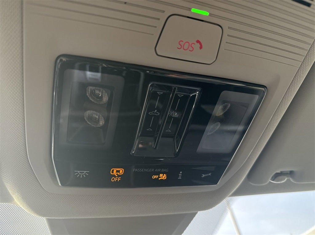 2025 Volkswagen Atlas 2.0T SEL Premium R-Line