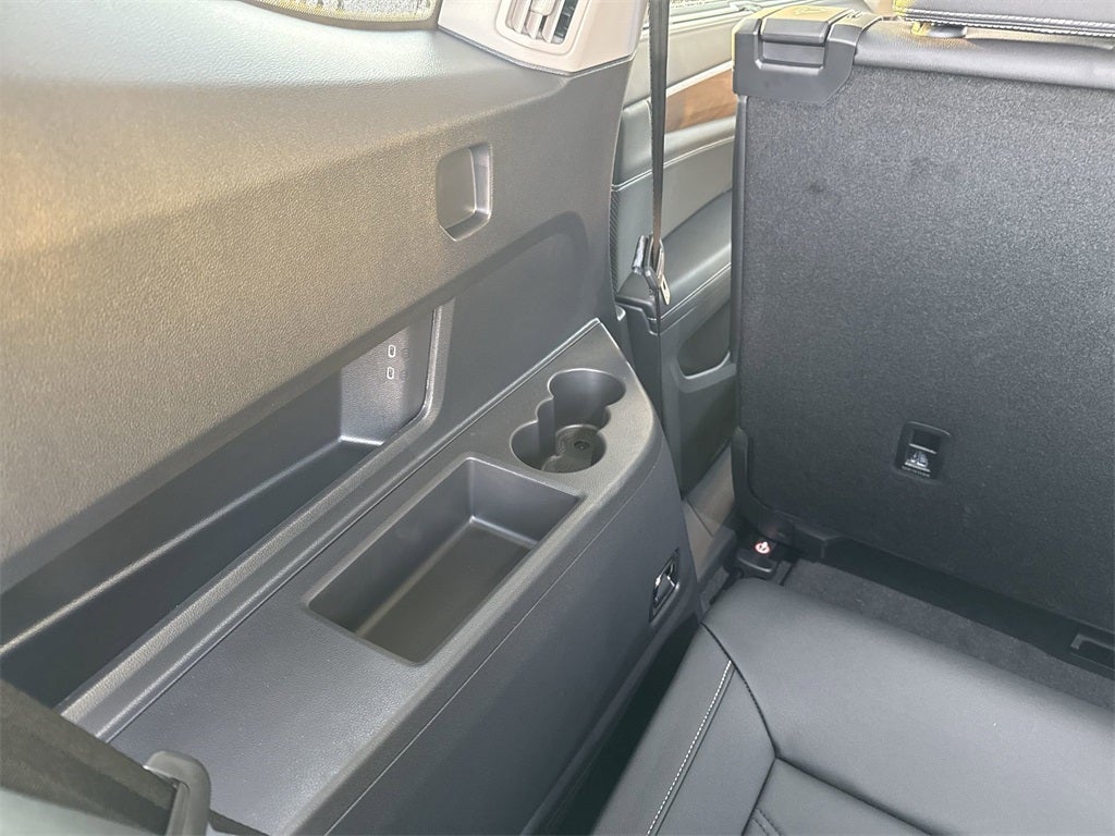 2026 Volkswagen Atlas 2.0T SE w/ Technology