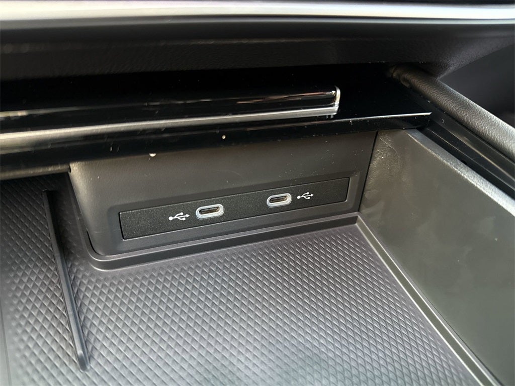 2026 Volkswagen Atlas 2.0T SE w/ Technology