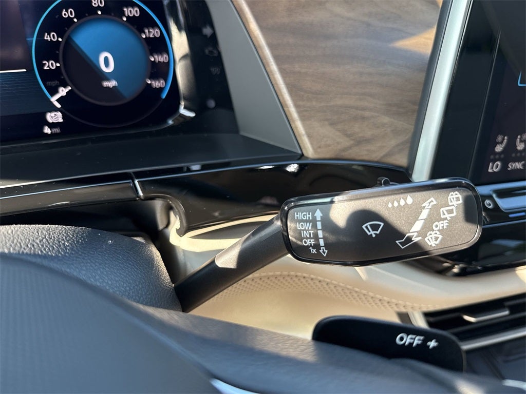 2026 Volkswagen Atlas 2.0T SE w/ Technology