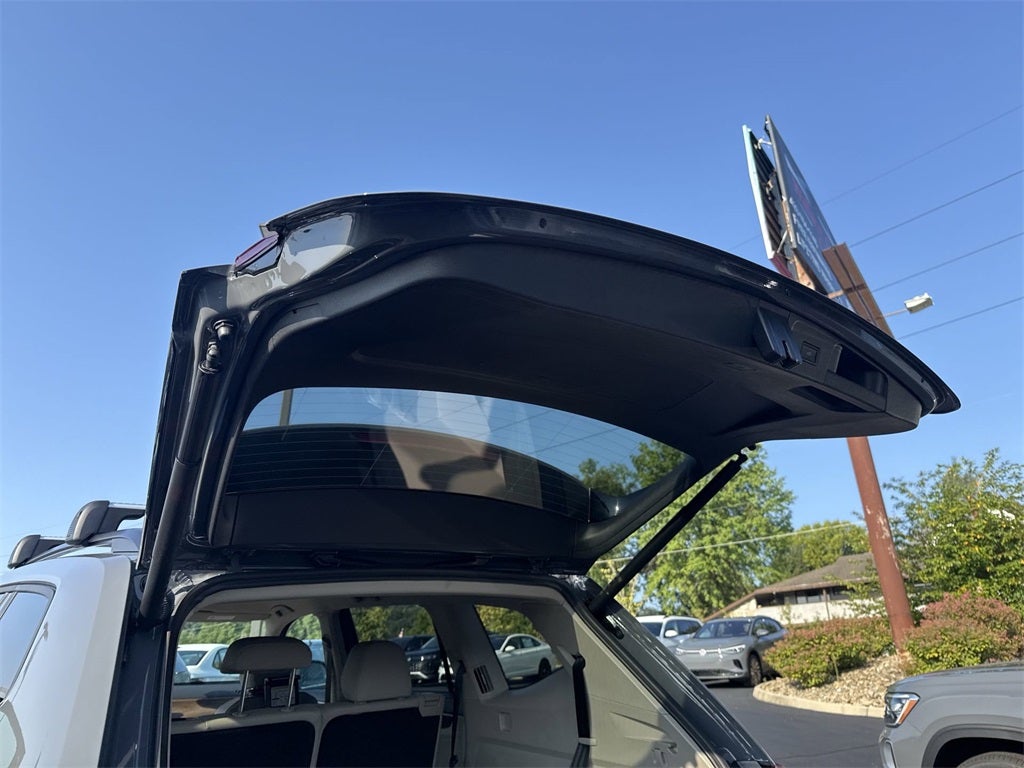 2026 Volkswagen Atlas 2.0T SE w/ Technology