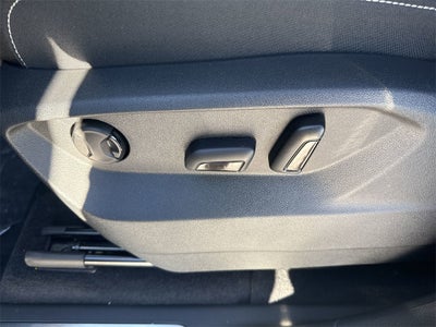 2026 Volkswagen Atlas 2.0T SE w/ Technology