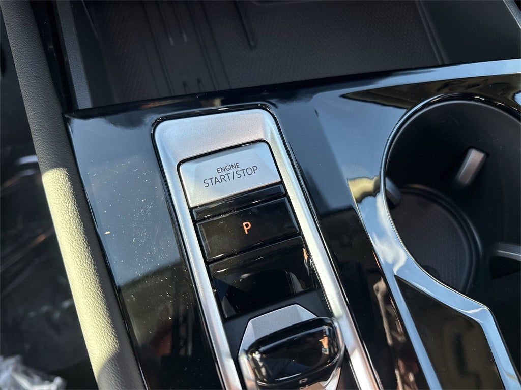 2026 Volkswagen Atlas 2.0T SE w/ Technology