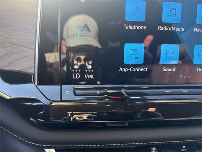 2026 Volkswagen Atlas 2.0T SE w/ Technology