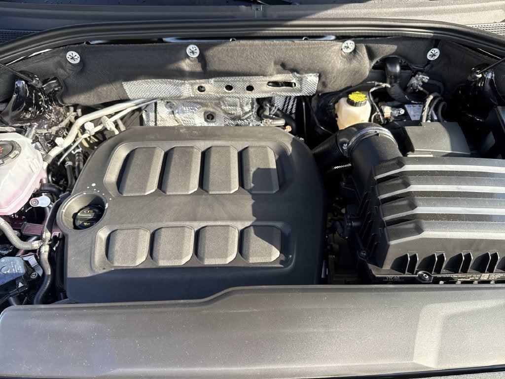 2027 Volkswagen Atlas SE w/Technology