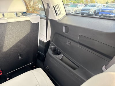 2027 Volkswagen Atlas SE w/Technology