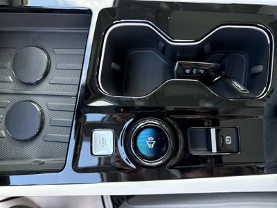2027 Volkswagen Atlas SE w/Technology