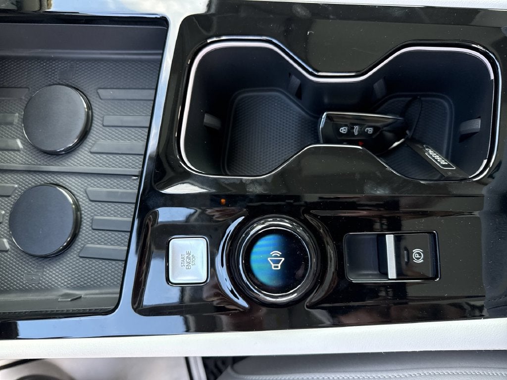 2027 Volkswagen Atlas SE w/Technology