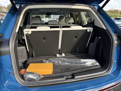 2027 Volkswagen Atlas SE w/Technology