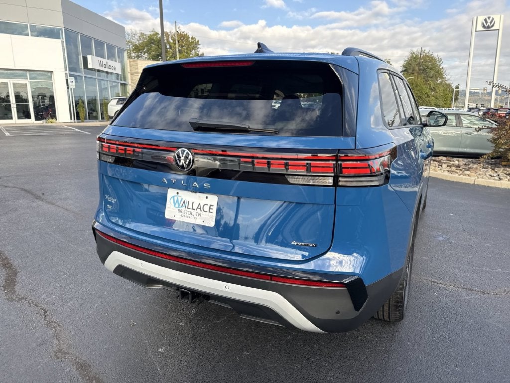 2027 Volkswagen Atlas SE w/Technology