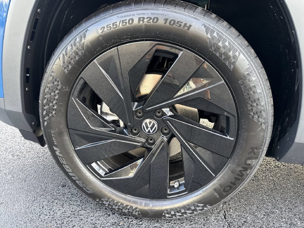 2027 Volkswagen Atlas SE w/Technology