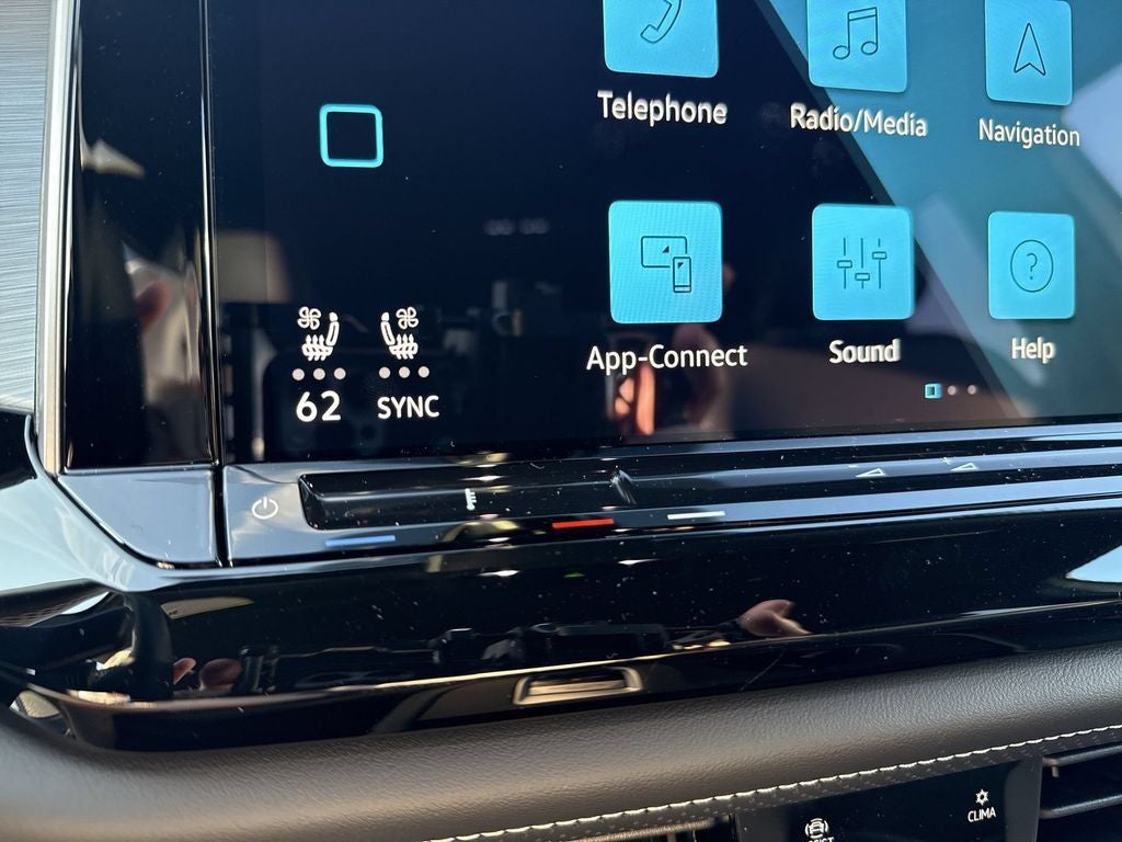 2026 Volkswagen Atlas Cross Sport 2.0T SE
