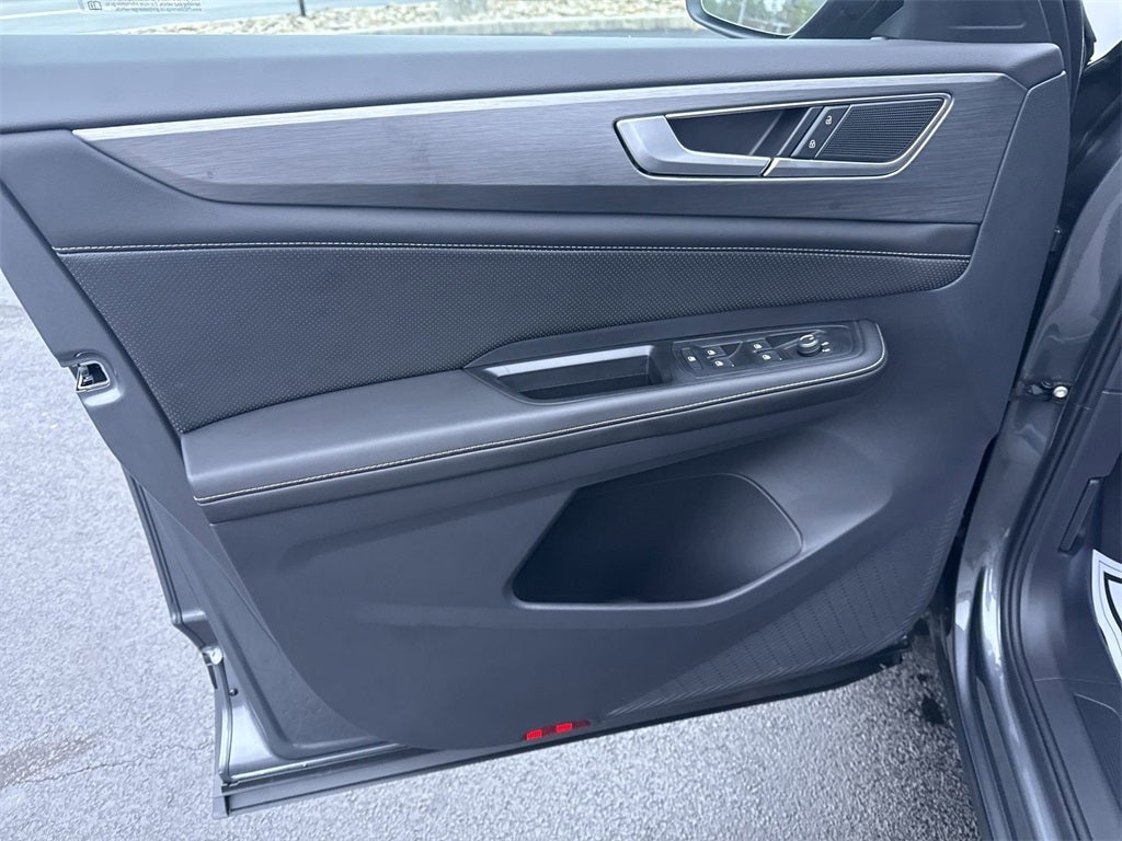 2025 Volkswagen Atlas Cross Sport 2.0T SE