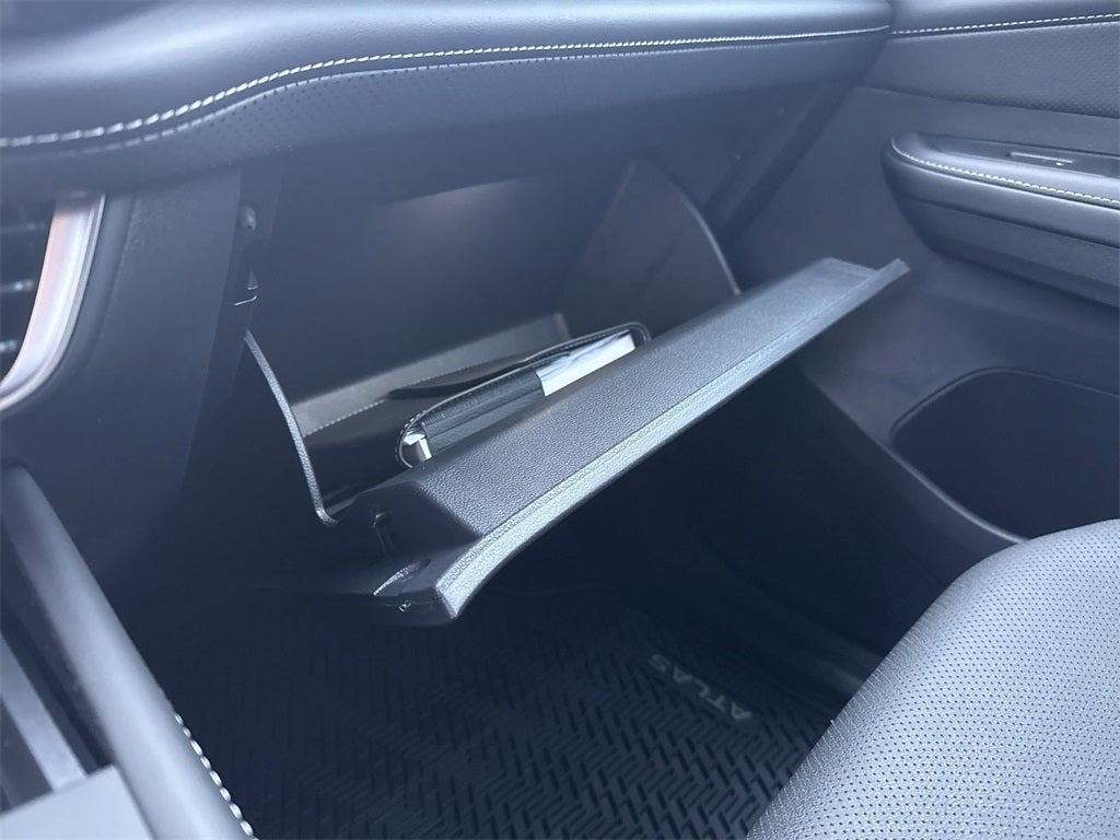 2025 Volkswagen Atlas Cross Sport 2.0T SE