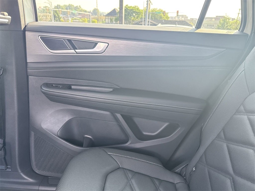 2025 Volkswagen Atlas Cross Sport 2.0T SE