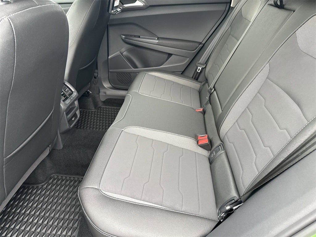 2025 Volkswagen Taos 1.5T SE Black