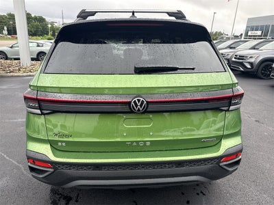 2025 Volkswagen Taos 1.5T SE Black