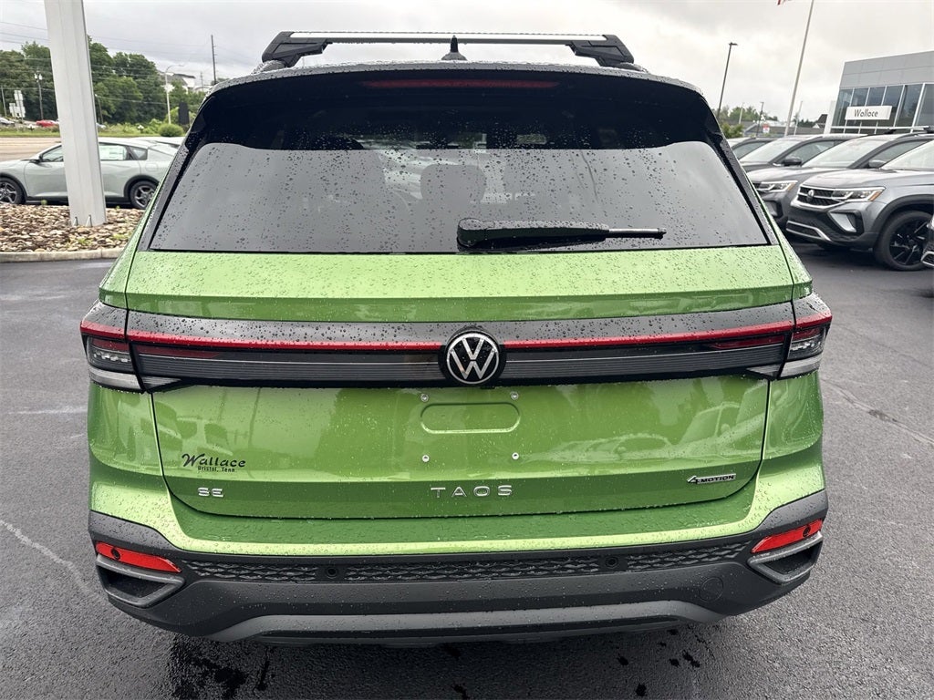 2025 Volkswagen Taos 1.5T SE Black