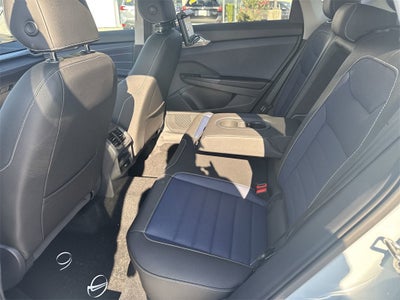 2025 Volkswagen Taos 1.5T SEL