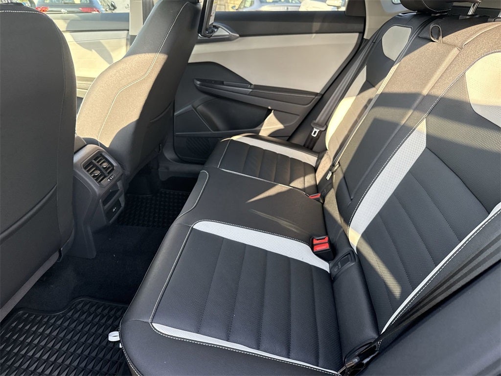 2025 Volkswagen Taos 1.5T SEL