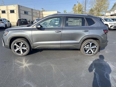 2025 Volkswagen Taos 1.5T SEL