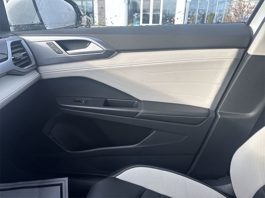 2026 Volkswagen Taos 1.5T SEL