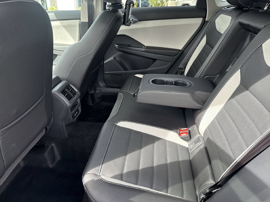 2027 Volkswagen Taos 1.5T SEL