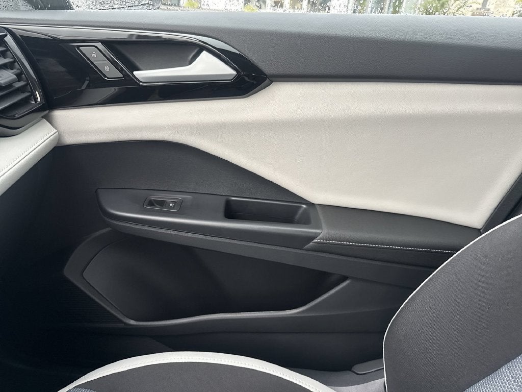 2027 Volkswagen Taos S FWD