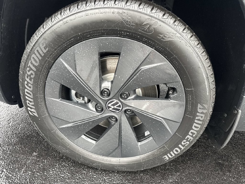 2027 Volkswagen Taos S FWD