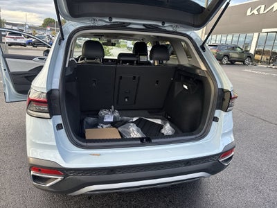 2027 Volkswagen Taos 1.5T SE