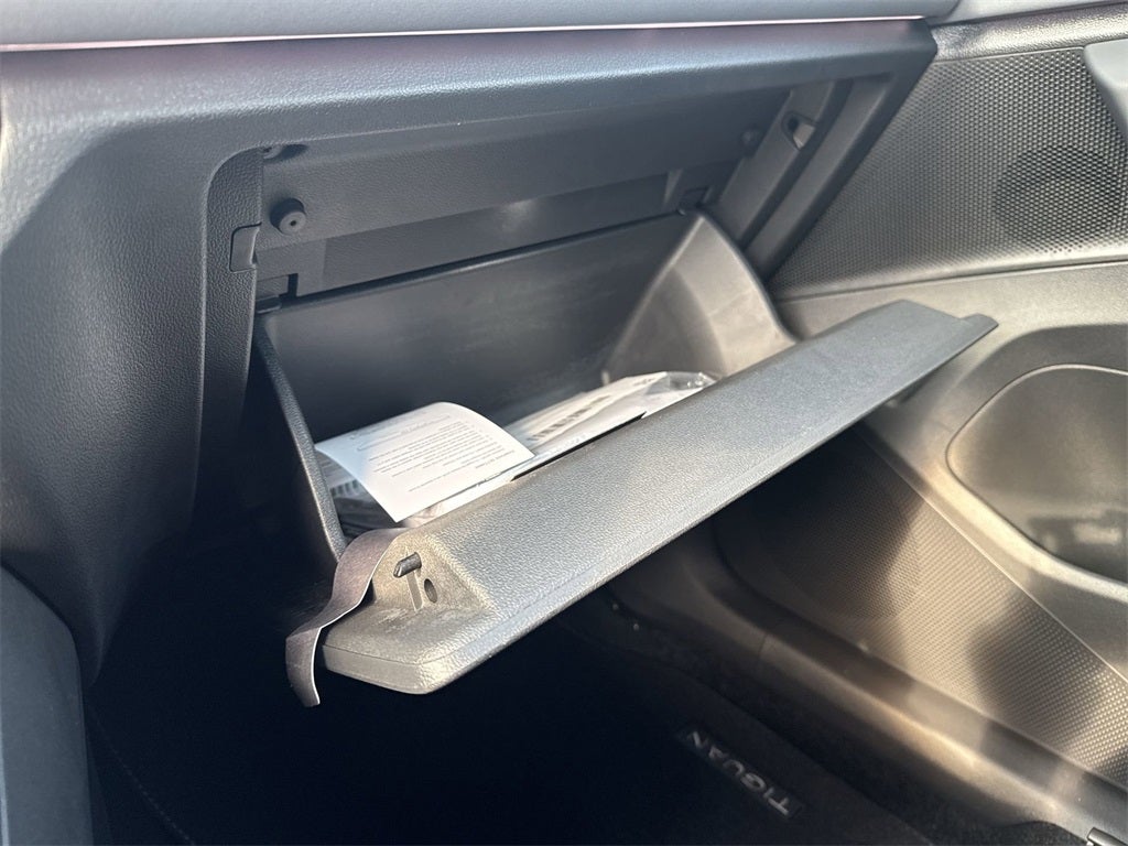 2025 Volkswagen Tiguan 2.0T SE R-Line Black