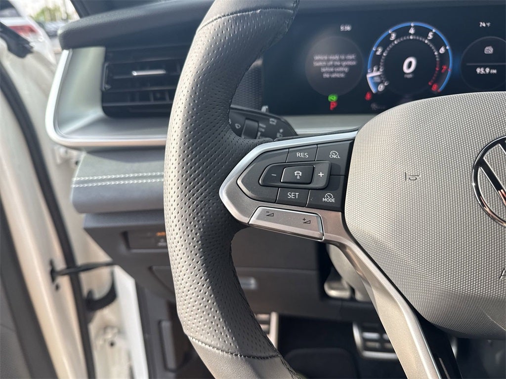 2025 Volkswagen Tiguan 2.0T SE R-Line Black