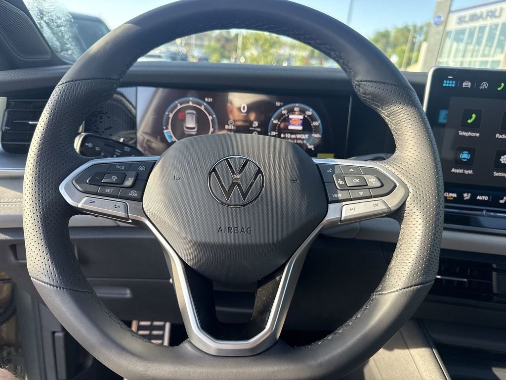 2026 Volkswagen Tiguan 2.0T SE R-Line Black