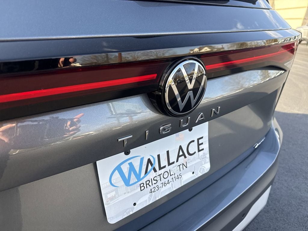 2026 Volkswagen Tiguan 2.0T SE