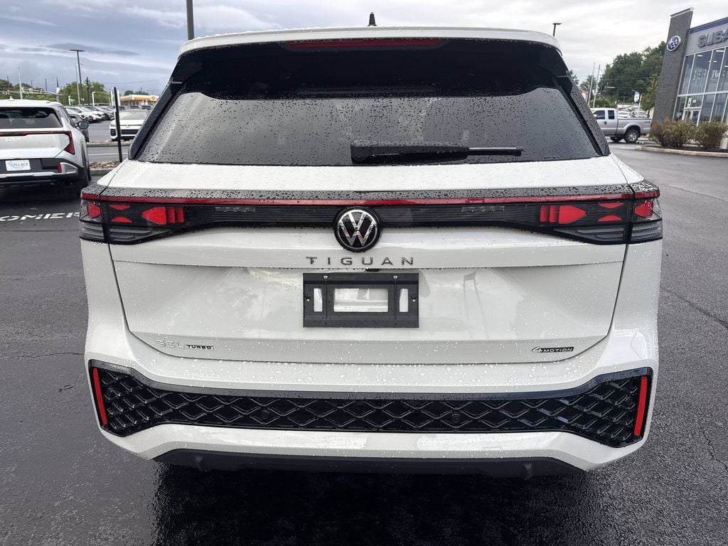 2026 Volkswagen Tiguan 2.0T SEL R-Line