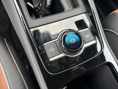 2026 Volkswagen Tiguan 2.0T SEL