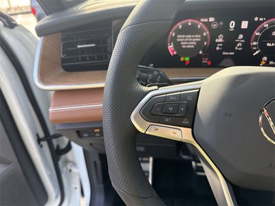 2026 Volkswagen Tiguan 2.0T SEL