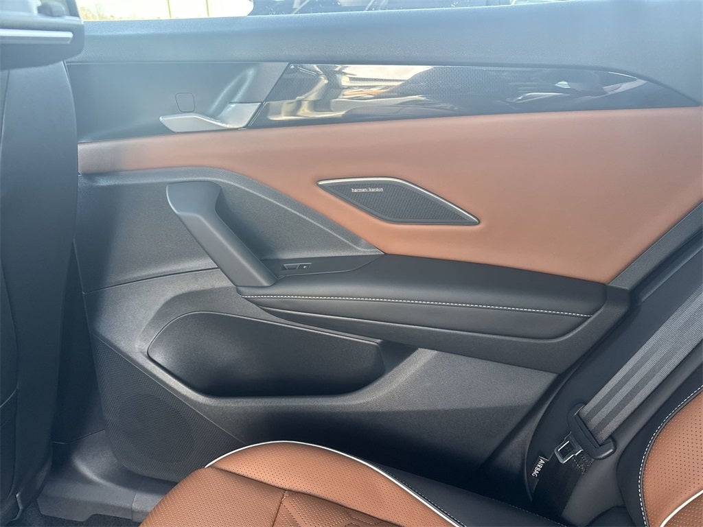 2026 Volkswagen Tiguan 2.0T SEL