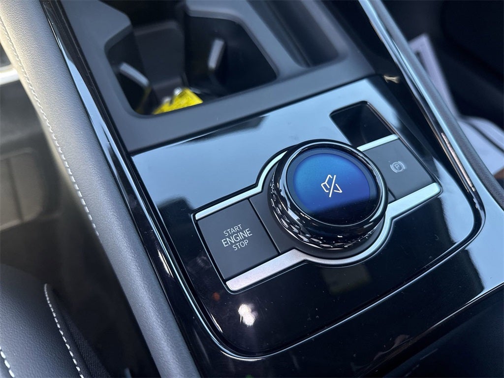 2026 Volkswagen Tiguan 2.0T SEL