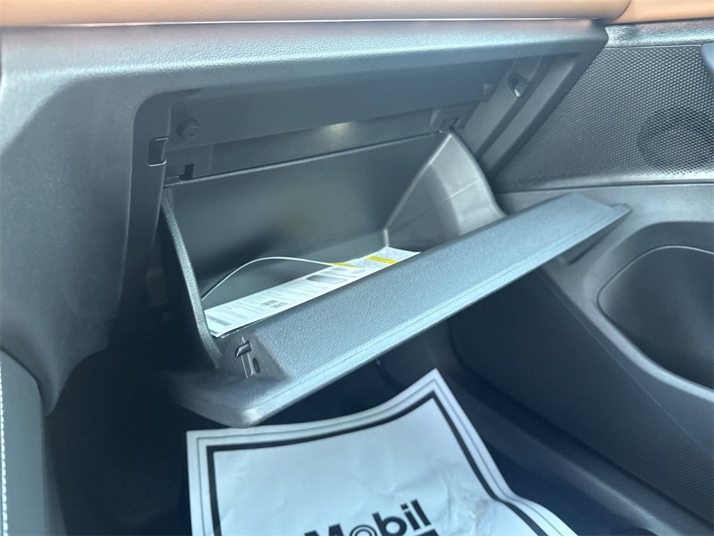 2026 Volkswagen Tiguan 2.0T SEL