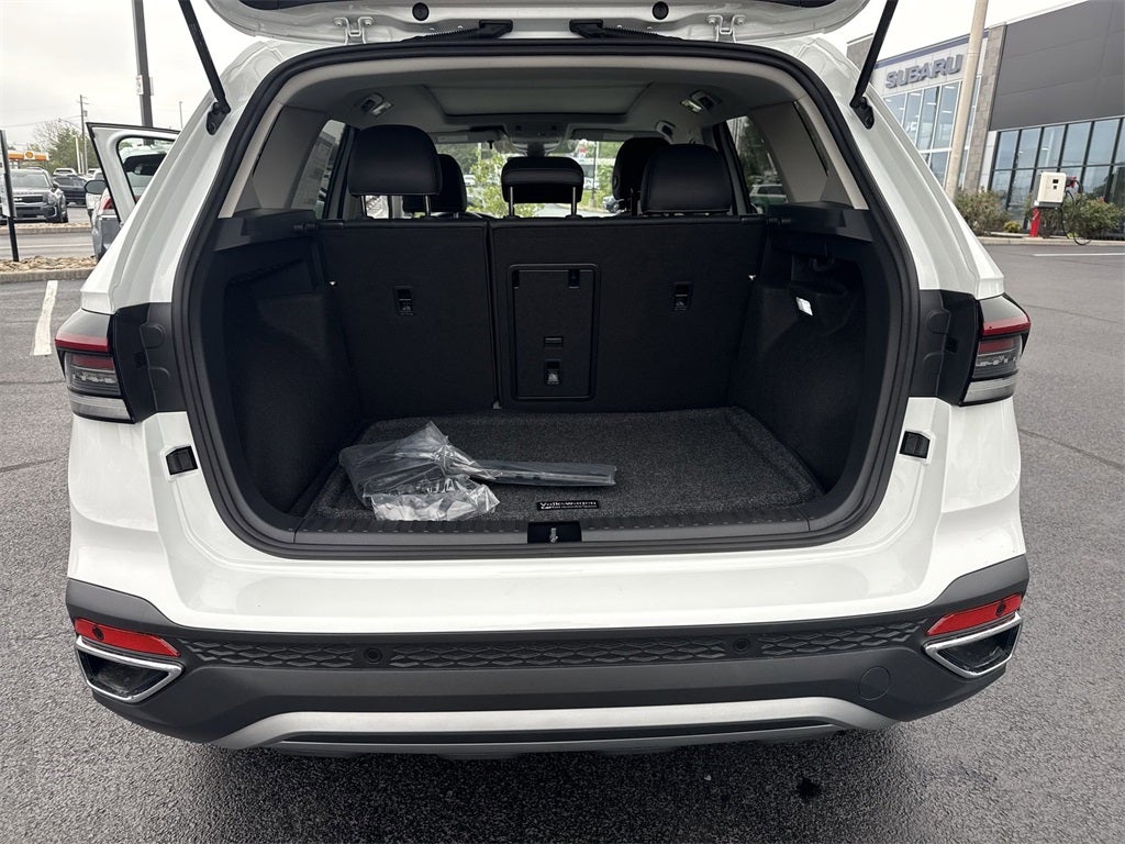 2025 Volkswagen Taos 1.5T SE