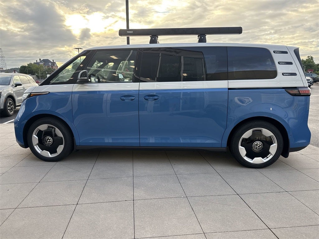 2025 Volkswagen ID. Buzz Pro S Plus