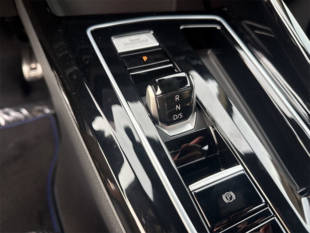 2026 Volkswagen Golf R 2.0T