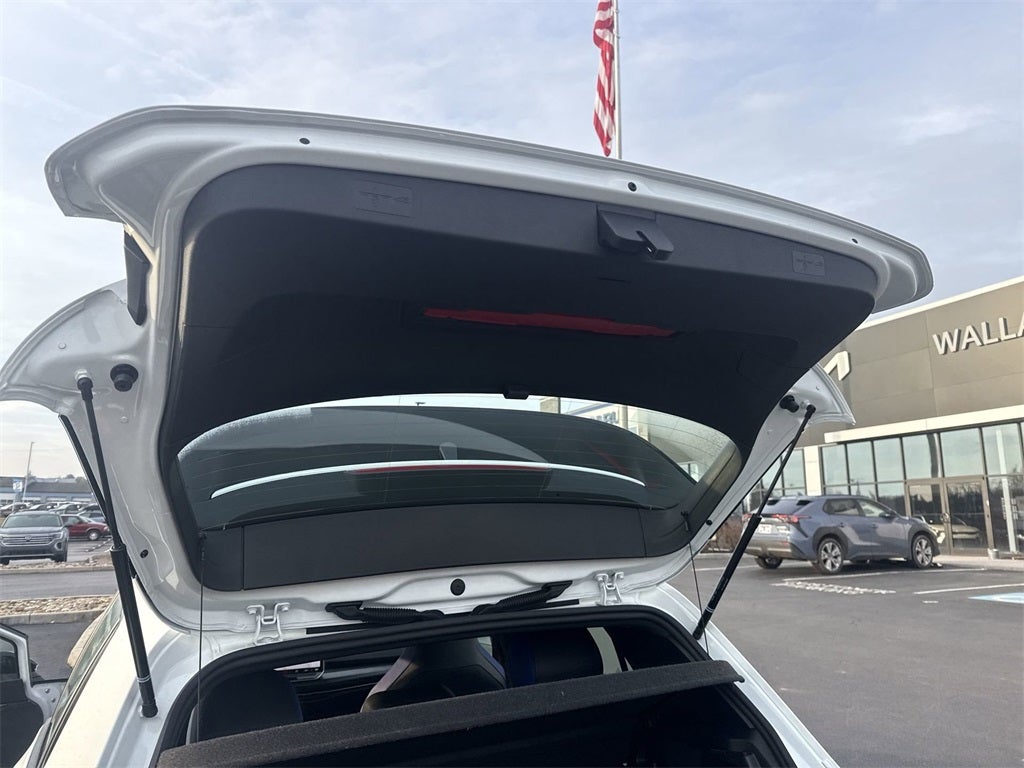 2026 Volkswagen Golf R 2.0T