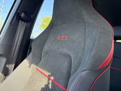 2026 Volkswagen Golf GTI 2.0T SE